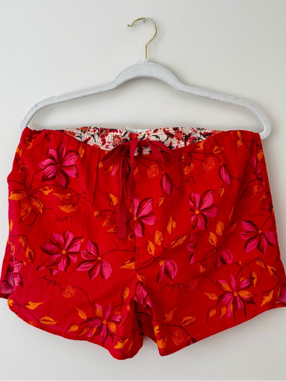 NWOT Sundance Kai Cotton Pull On Shorts, Pink Punch Floral – Medium - Picture 2 of 7